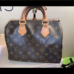 Authentic Louis Vuitton Speedy 25